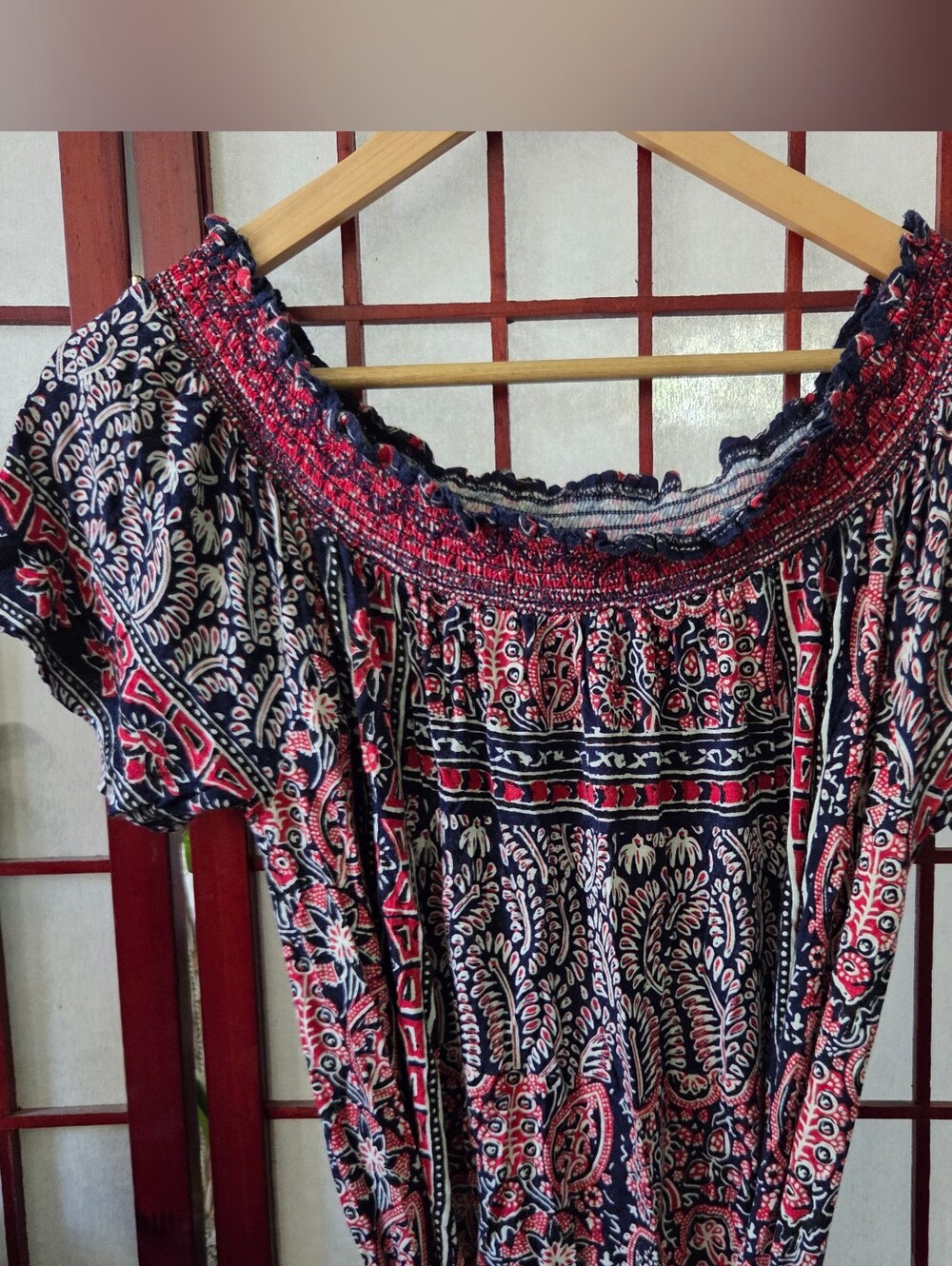 Lucky Brand Boho Off-Shoulder Midi  Dress in Navy and Red Paisley M